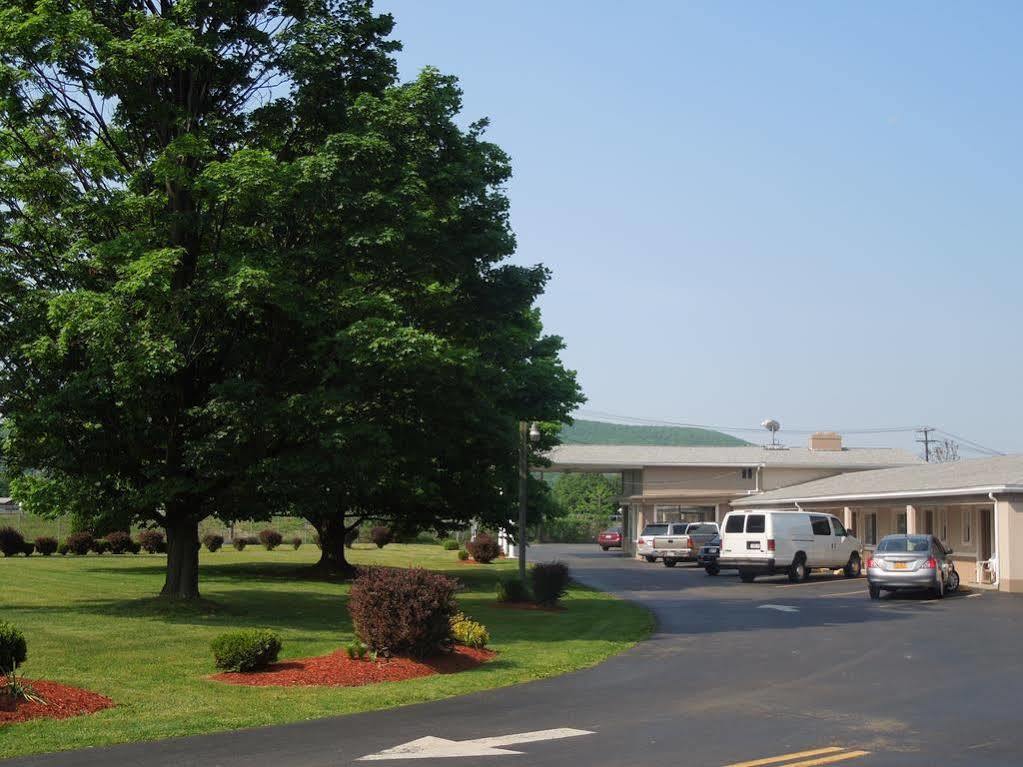 Travel Inn Horseheads Εξωτερικό φωτογραφία