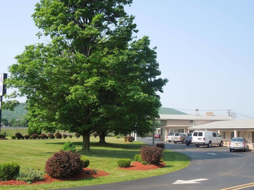 Travel Inn Horseheads Εξωτερικό φωτογραφία